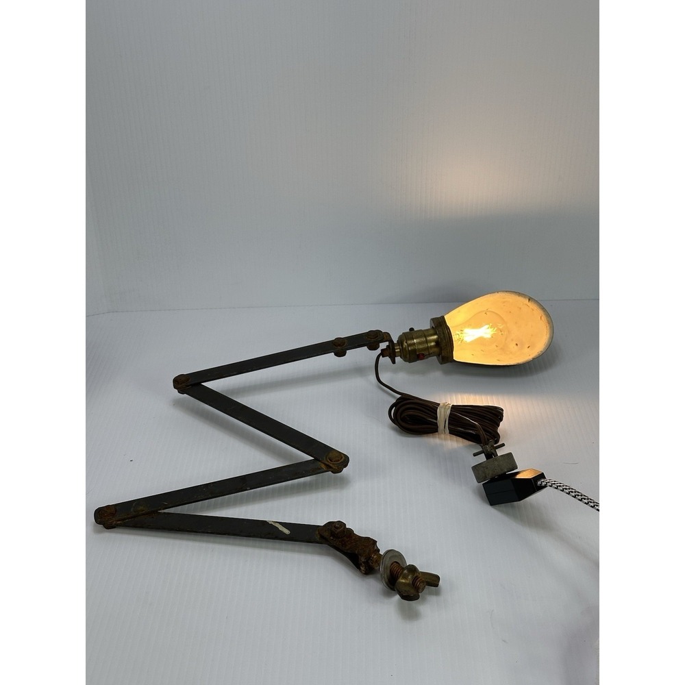 Vintage Machinist Table‎ Desk Articulated Industrial Light 3 Joints Hubbel